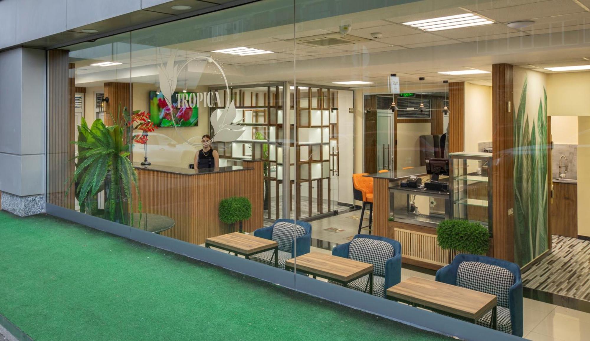 Tropica Inn Hotel Erywań Zewnętrze zdjęcie