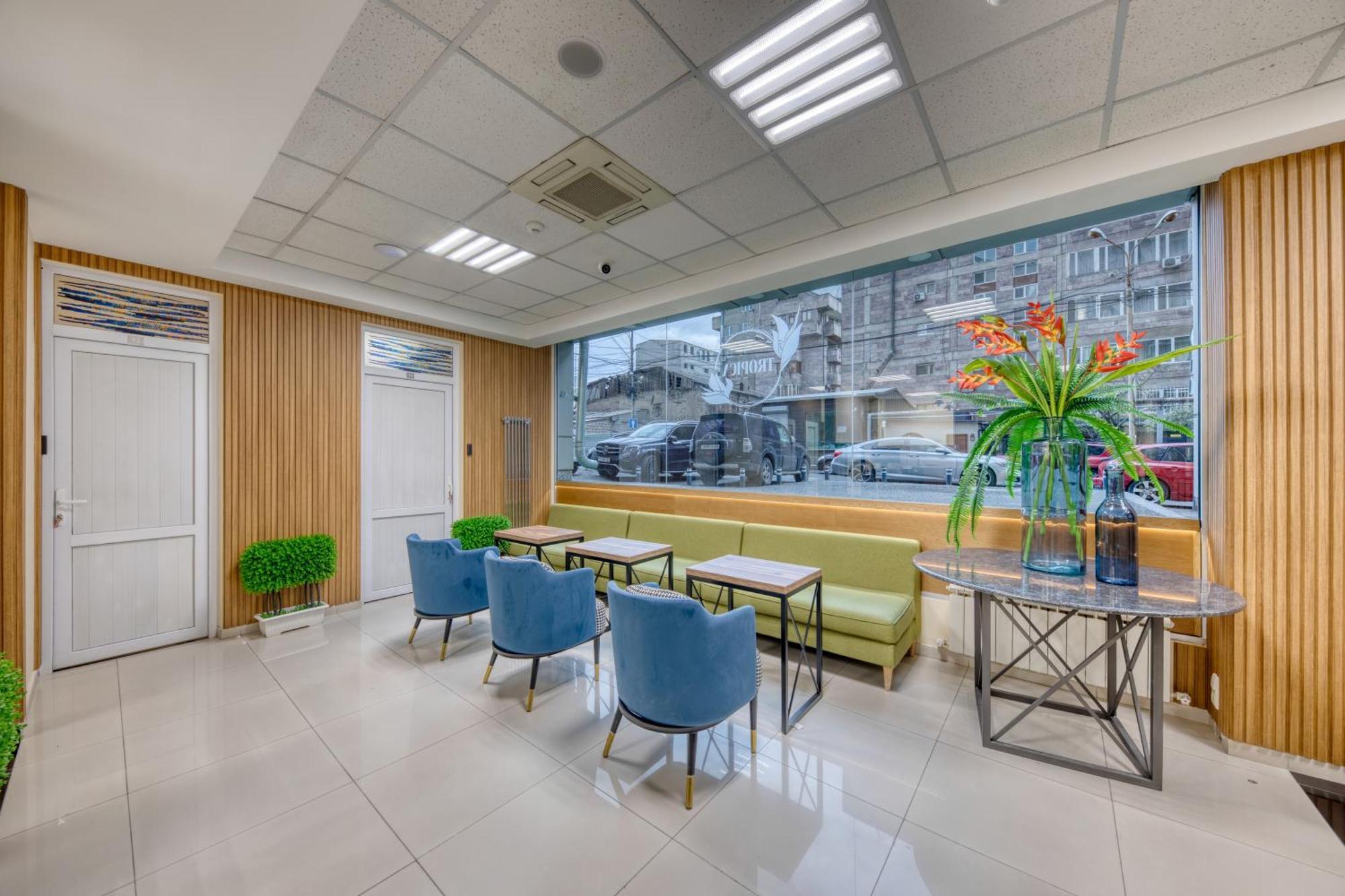 Tropica Inn Hotel Erywań Zewnętrze zdjęcie